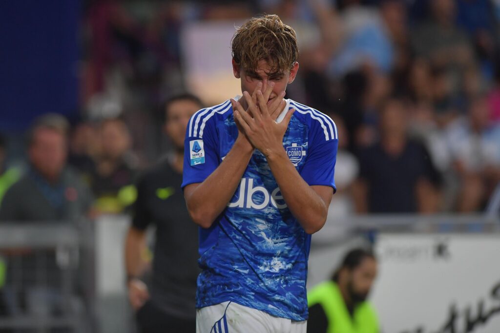 Nico Paz esulta dopo il gol contro la Lazio in campionato