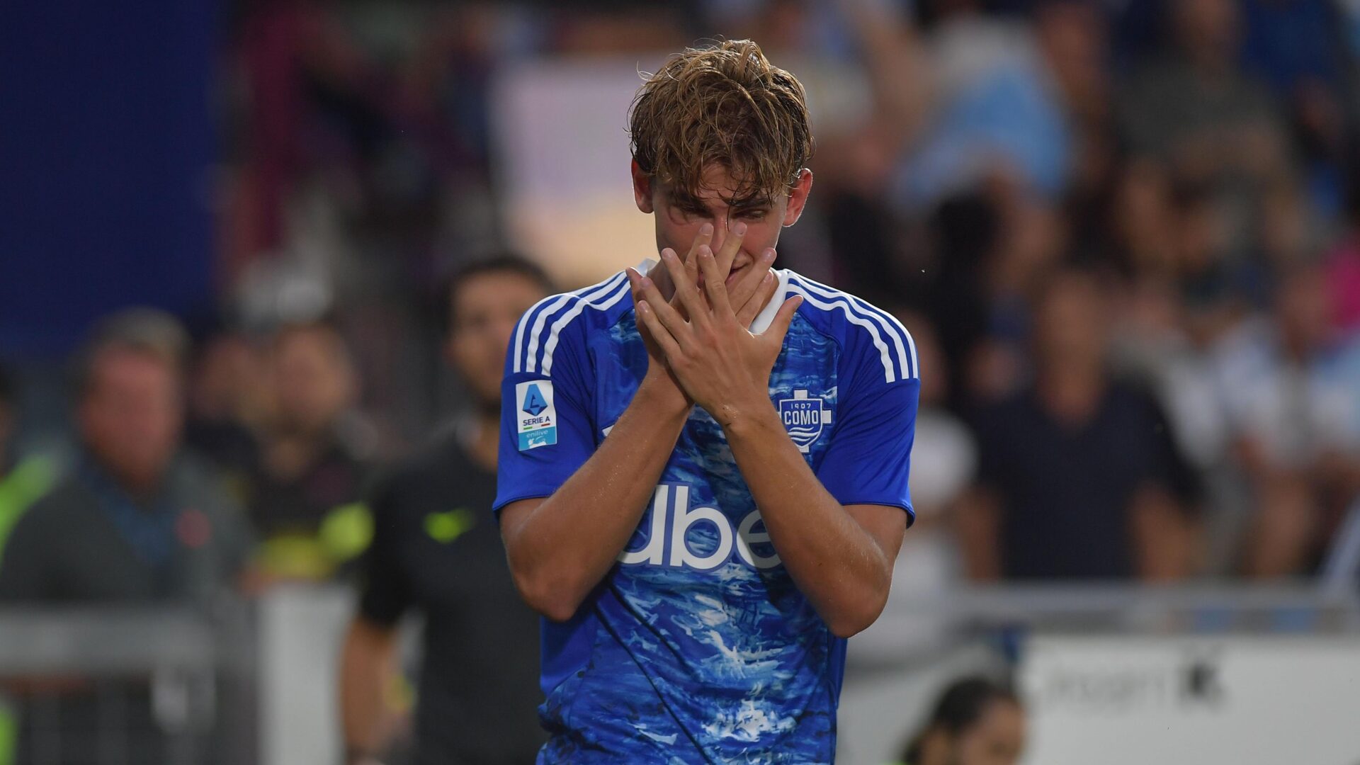 Nico Paz esulta dopo il gol contro la Lazio in campionato