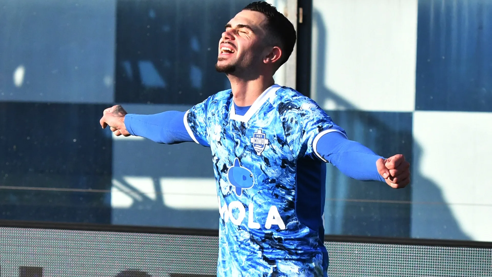 Da Cunha con la maglia del Como