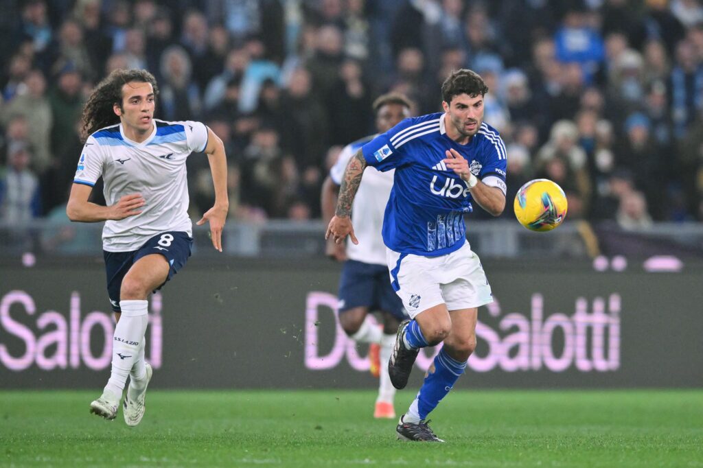 Cutrone in azione durante Como-Lazio