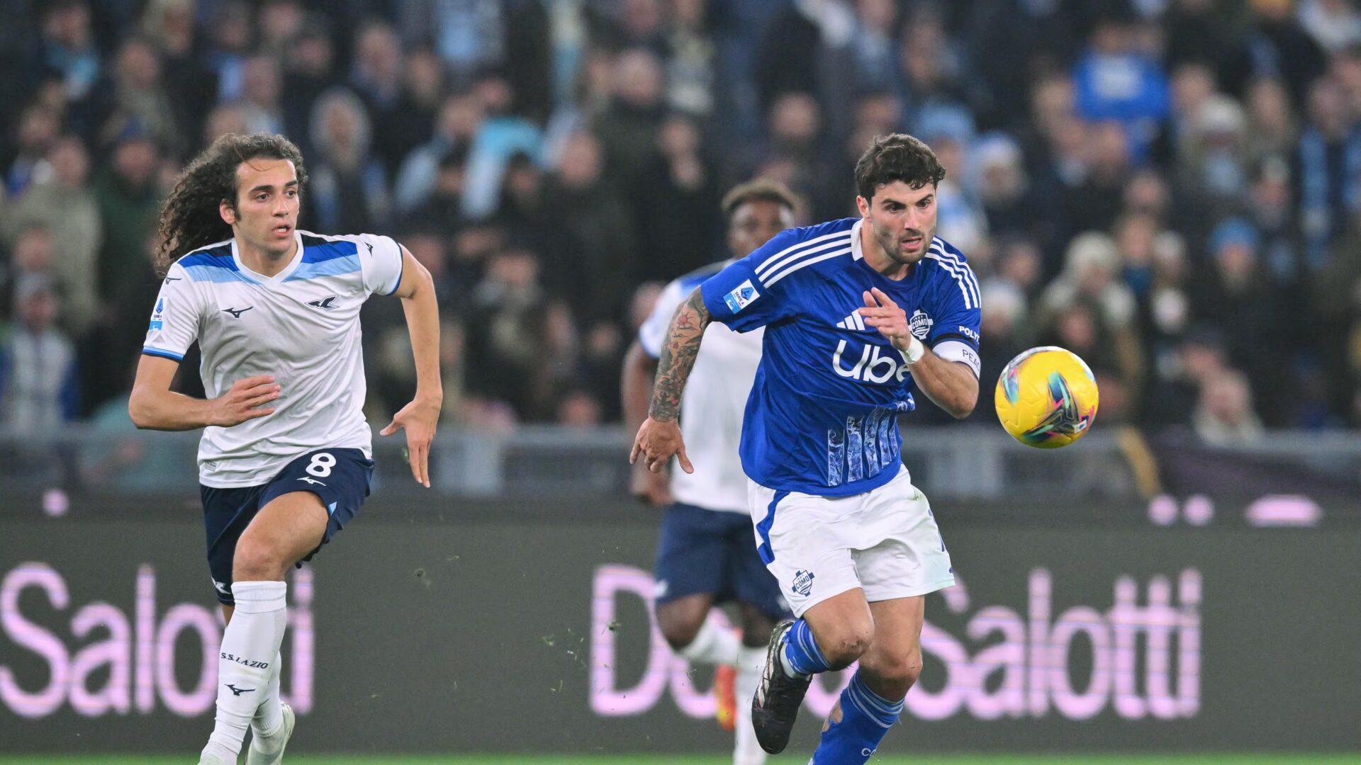Cutrone in azione durante Como-Lazio