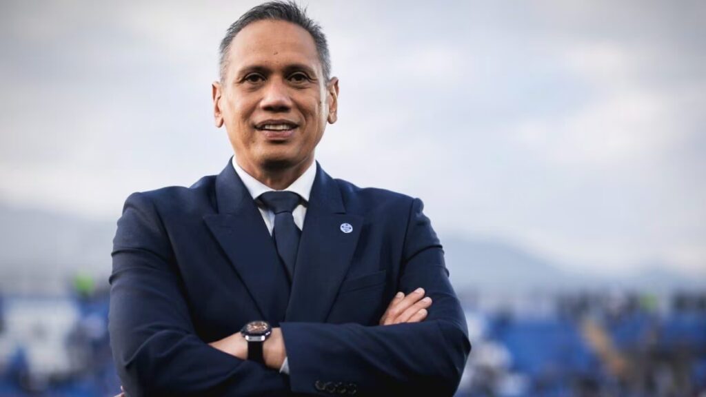 Mirwan Suwarso Presidente del Como
