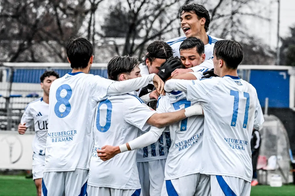 Como Under 18